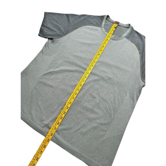 Lululemon Men's Gray Two Tone Raglan Sleeve SS Activewear T-Shirt - XL - sport - Picture 3 of 9